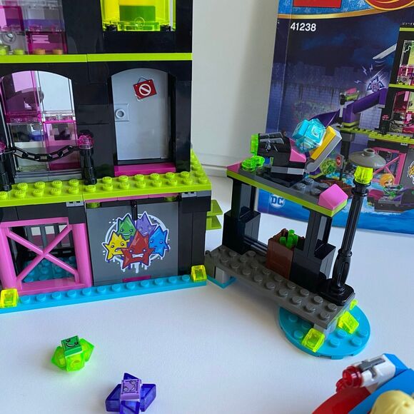 LEGO DC Super Hero Girls Lena Luthor Kryptomite Factory 41238 Building‎ Retired - Picture 7 of 12